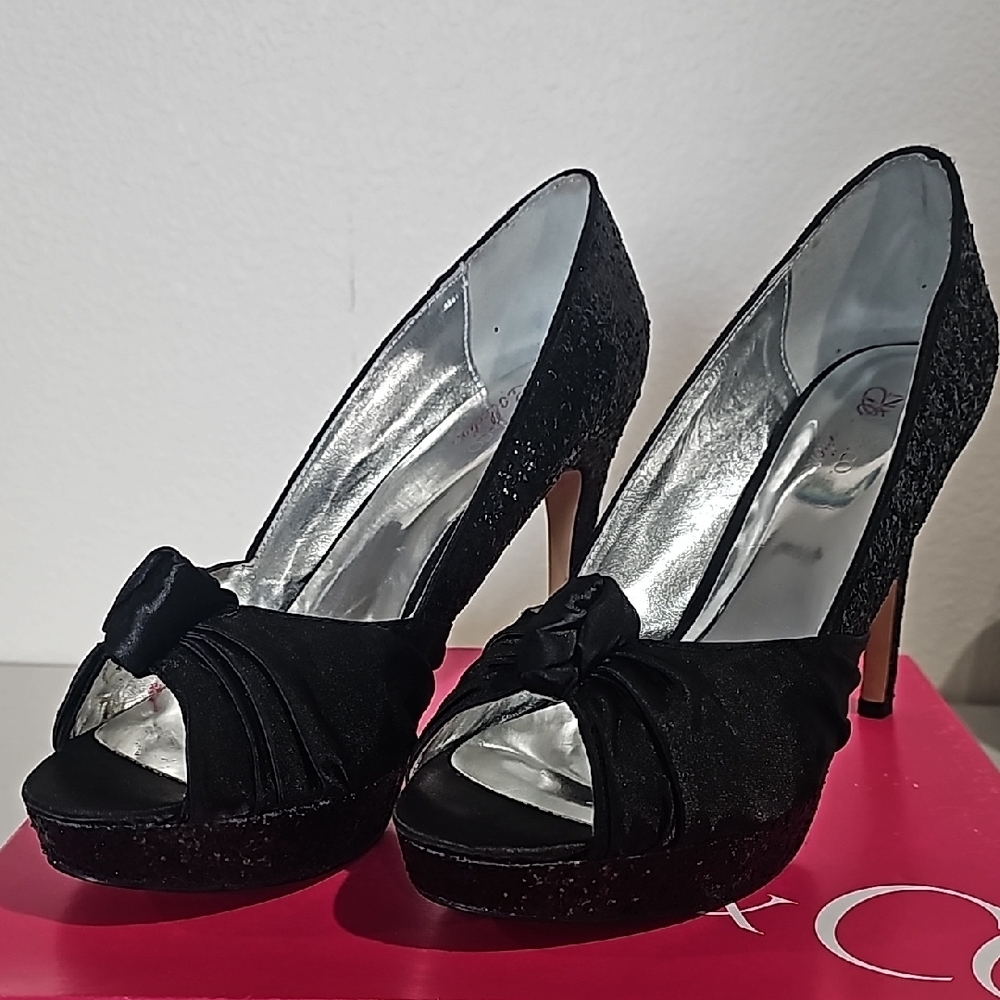 Elegant Black Peep-Toe Heels